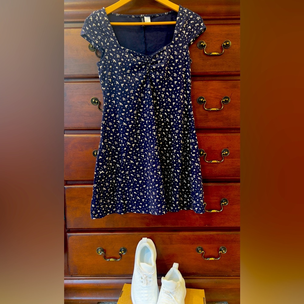 Women’s floral dress, H&M Divided, size M